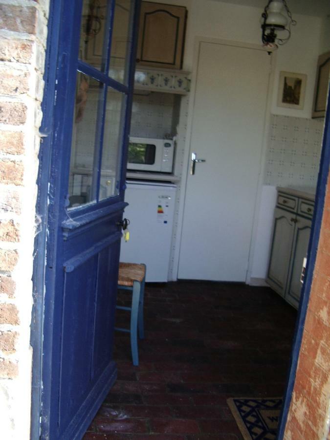 Le Four À Pain Vila Sahurs Exterior foto